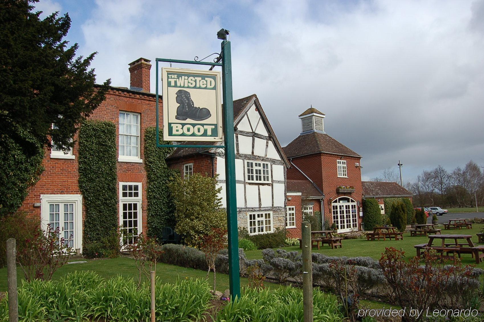 Kings Court Hotel Alcester Exterior photo