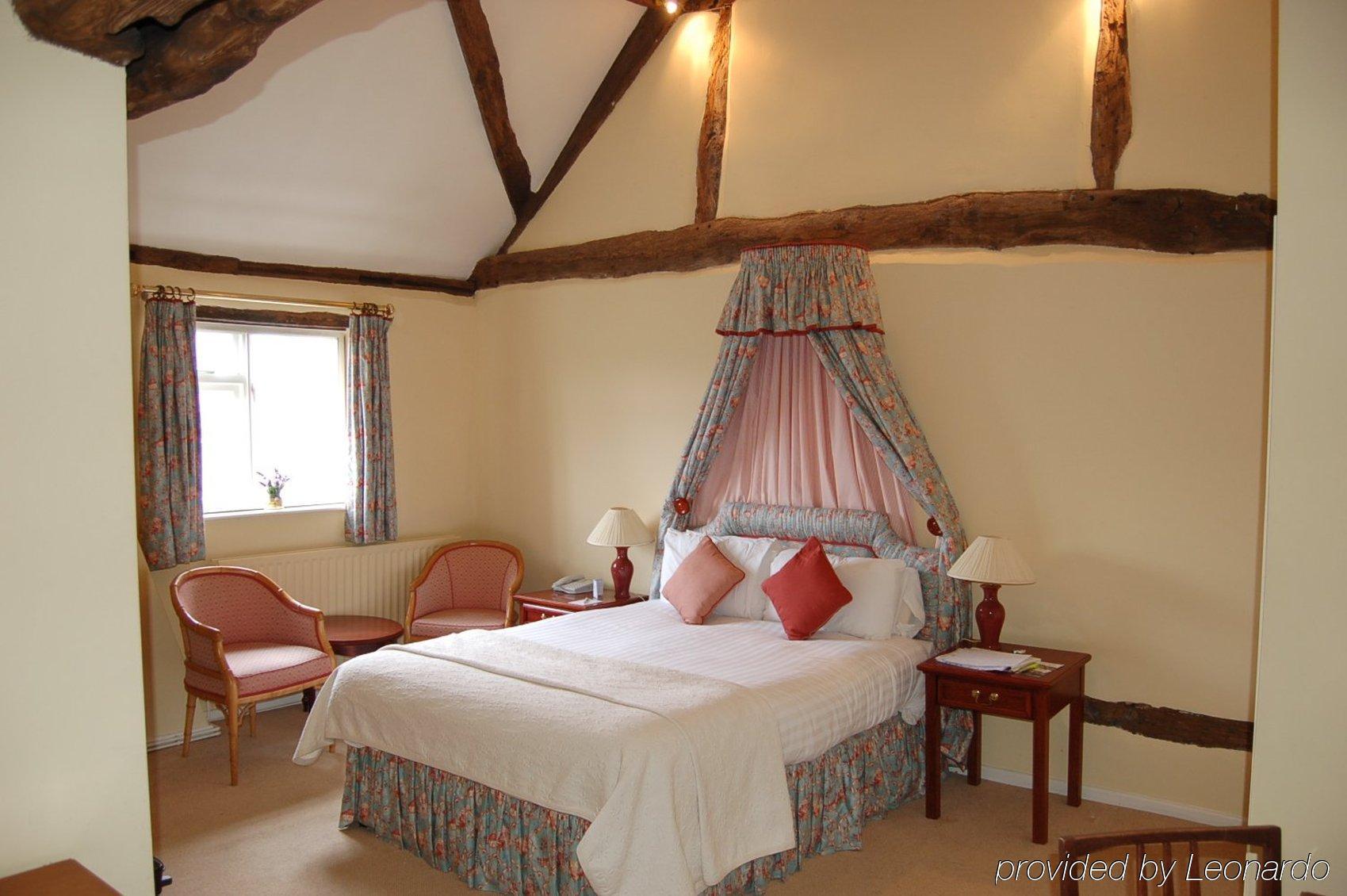 Kings Court Hotel Alcester Room photo