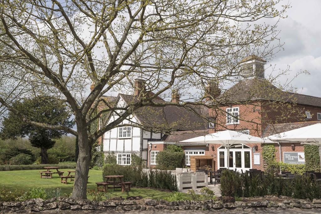 Kings Court Hotel Alcester Exterior photo