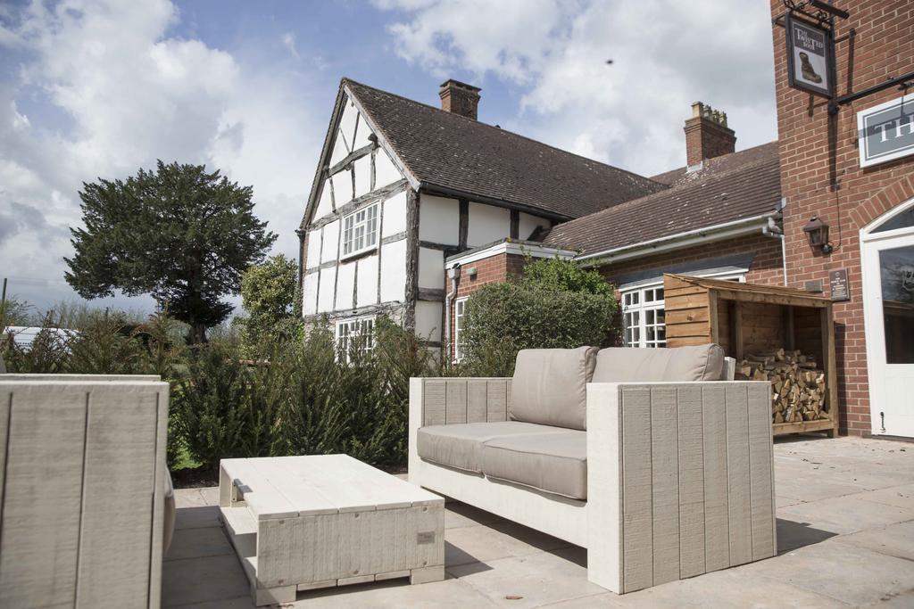 Kings Court Hotel Alcester Exterior photo