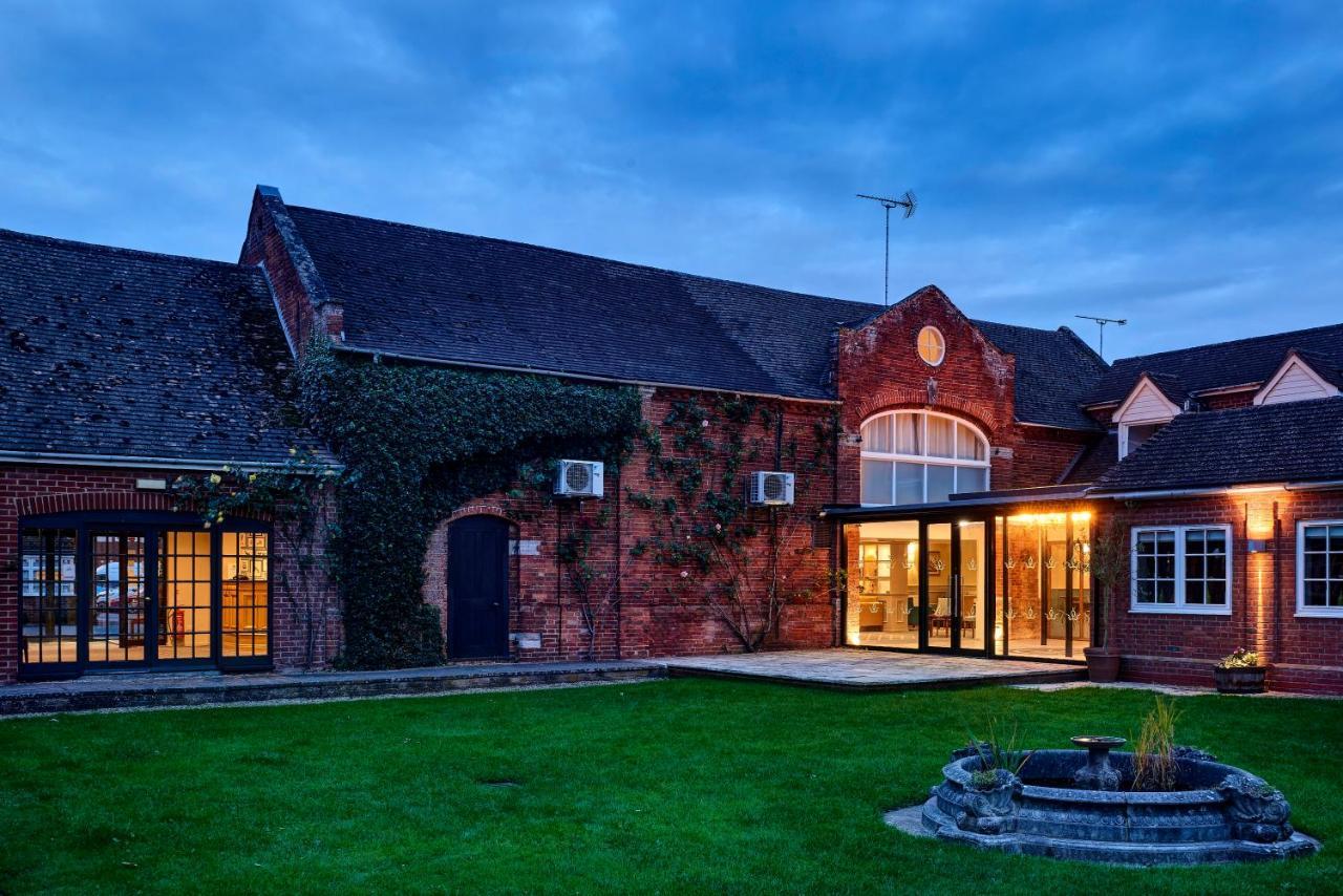 Kings Court Hotel Alcester Exterior photo